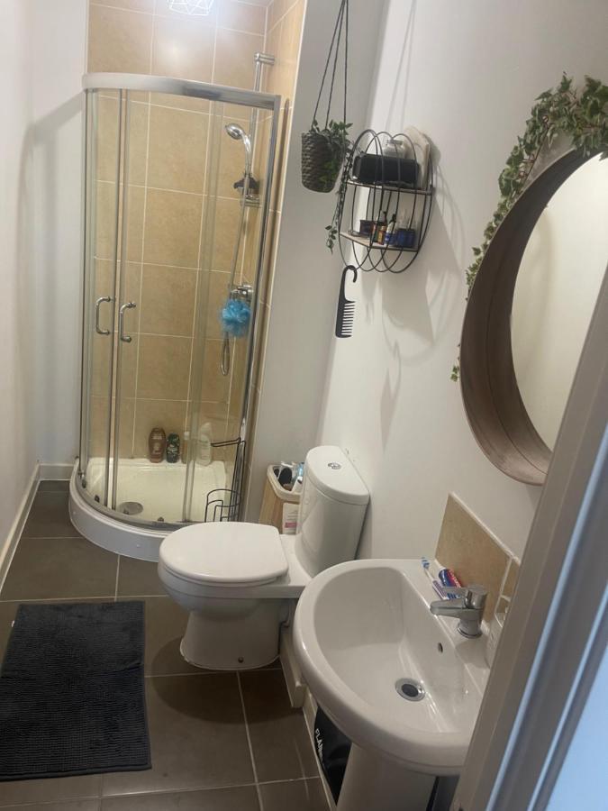 This Apartment Is No Longer Available! Manchester Eksteriør billede