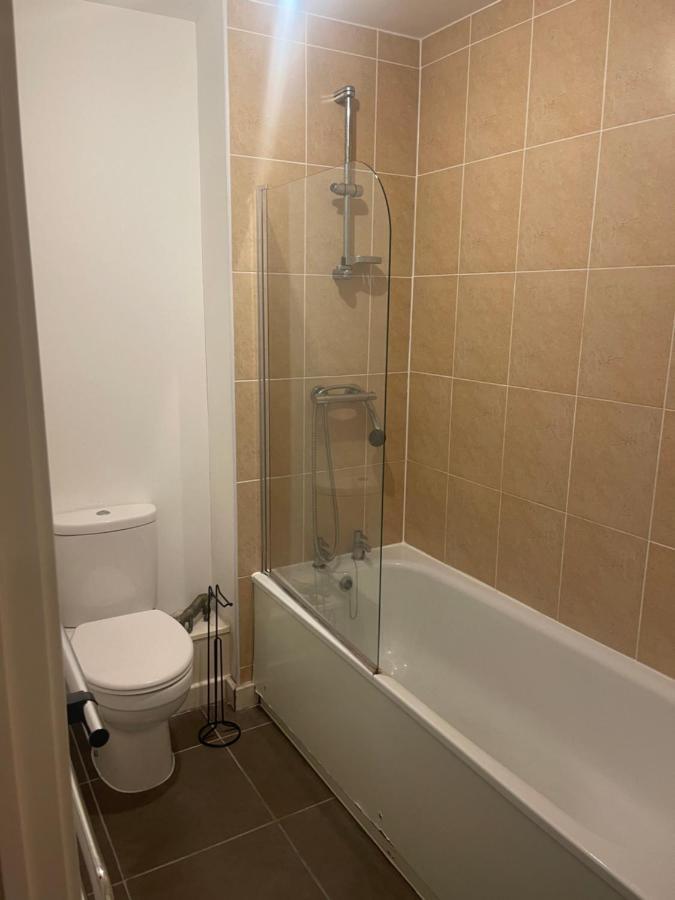 This Apartment Is No Longer Available! Manchester Eksteriør billede